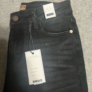 Judy Blue Black Straight Leg Jean